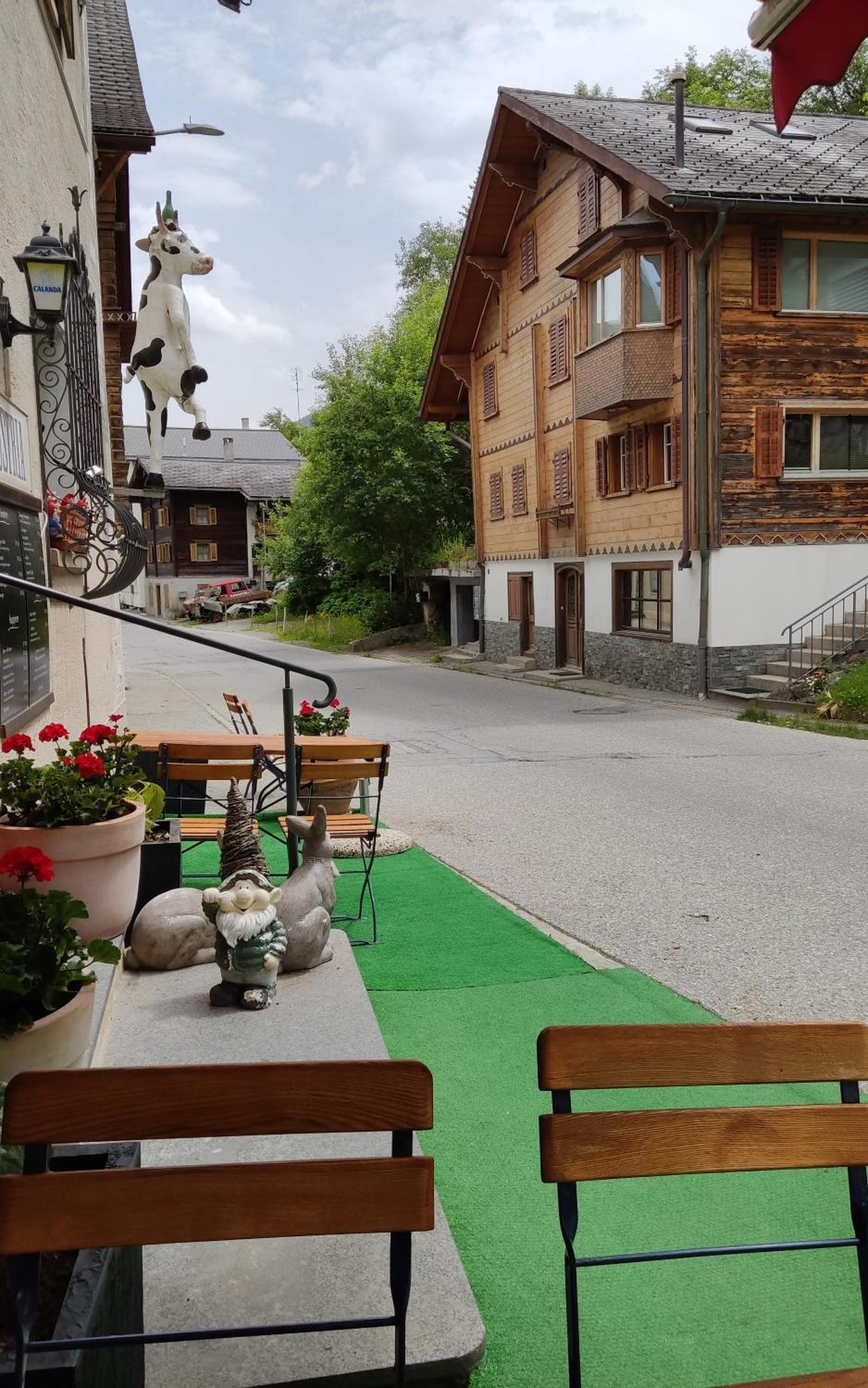 Tavanasa Ustria Crusch Alva Bed & Breakfast エクステリア 写真