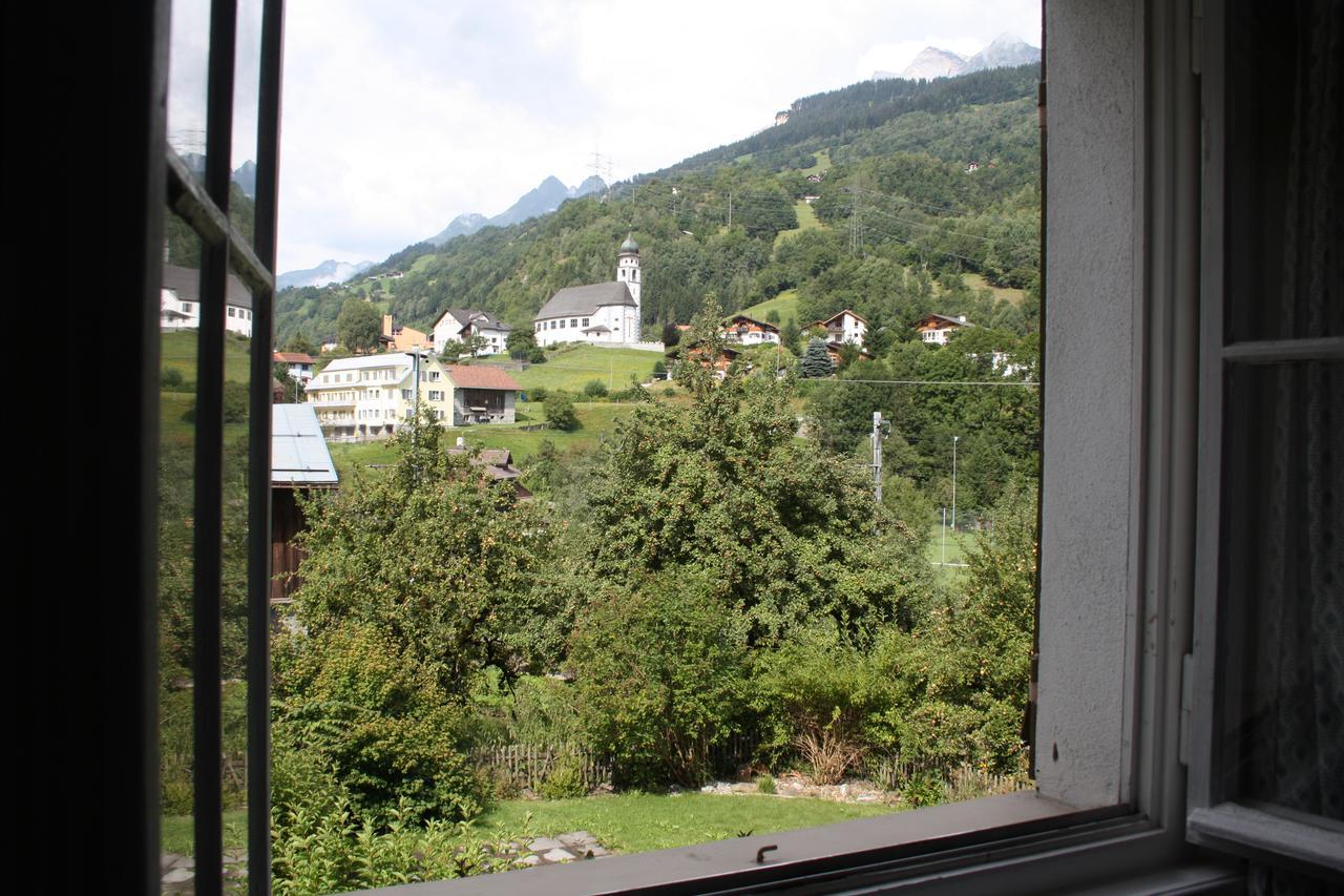 Tavanasa Ustria Crusch Alva Bed & Breakfast エクステリア 写真